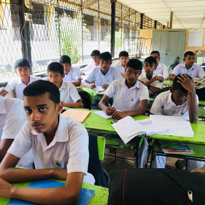 විශ්වවිද්‍යාල සිසුන් විසින් මෙහෙයවන ලද ගණිත පුහුණු වැඩසටහන